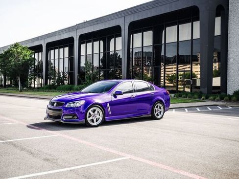 Used 2014 Chevrolet SS RWD image 45