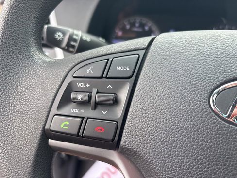 Used 2018 Hyundai Tucson SE w/ Cargo Package FWD image 15
