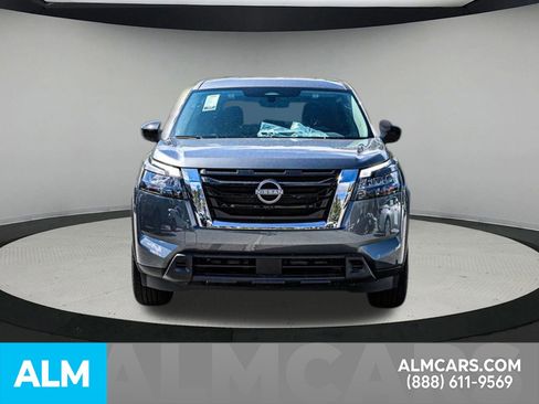 Used 2025 Nissan Pathfinder S image 11