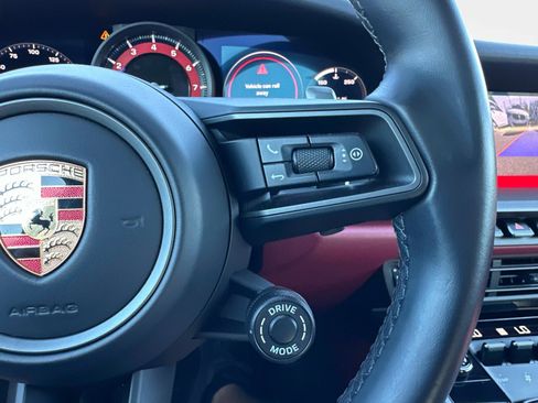 Used 2024 Porsche 911 Targa 4S w/ Premium Package image 31