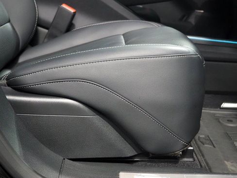 Used 2024 Cadillac Lyriq Sport RWD image 66