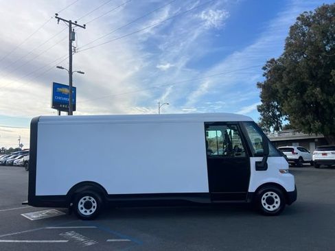 Used 2023 Chevrolet Brightdrop 600 w/ Active Safety Package 2 AWD/4WD image 11