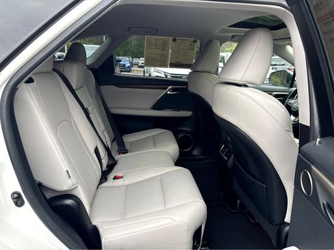 Used 2020 Lexus RX 350L Premium image 16