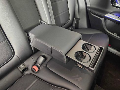 New 2025 Mercedes-Benz GLC 300 4MATIC image 37