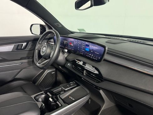 Used 2026 Buick Enclave Sport Touring FWD image 32