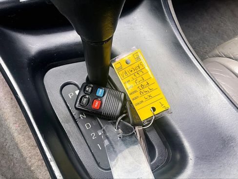 Used 1997 Ford Thunderbird LX image 14