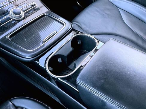 Used 2022 Lincoln Nautilus Reserve w/ Monochromatic Package image 16