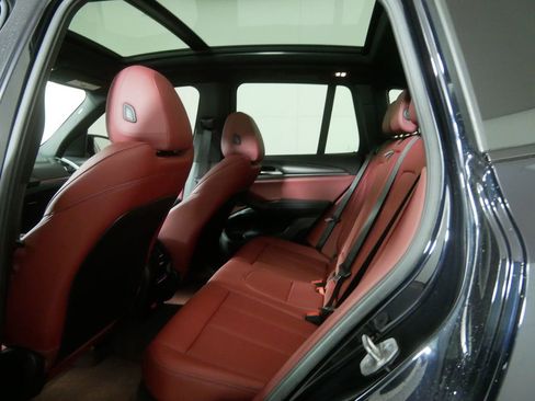 Used 2023 BMW X3 M40i AWD/4WD image 21