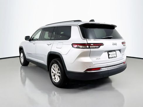 Used 2023 Jeep Grand Cherokee L Laredo AWD/4WD image 7