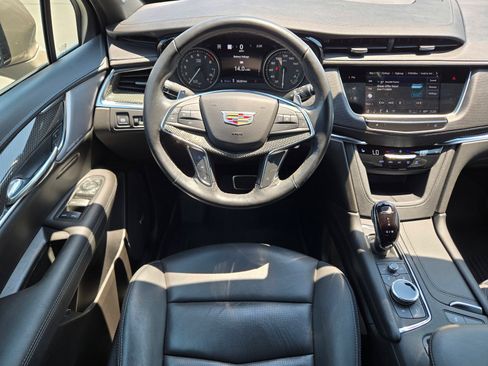 Certified 2023 Cadillac XT5 Sportv w/ Technology Package AWD/4WD image 11