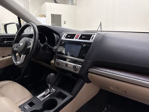 Used 2015 Subaru Outback 2.5i Limited AWD/4WD image 25