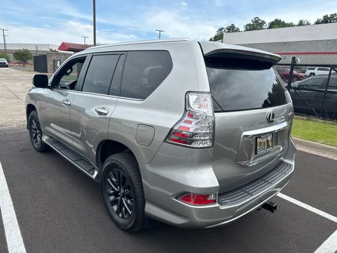 Used 2020 Lexus GX 460 Premium AWD/4WD image 3