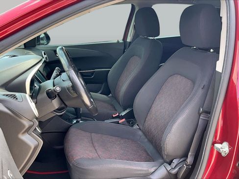Used 2017 Chevrolet Sonic LT w/ Convenience Package FWD image 8
