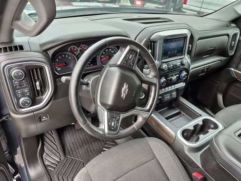 Used 2021 Chevrolet Silverado 1500 LT Trail Boss w/ Bed Protection Package AWD/4WD image 10
