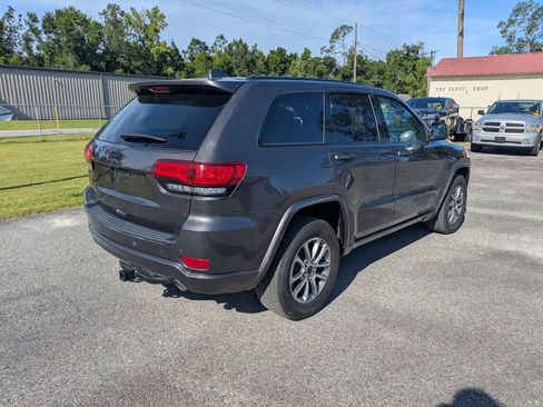 Used 2019 Jeep Grand Cherokee Altitude RWD image 4