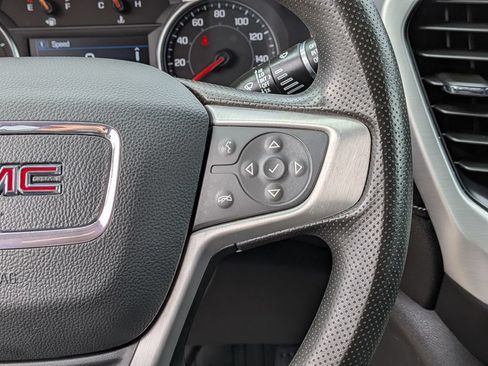 Used 2023 GMC Acadia SLE w/ Driver Convenience Package FWD image 19