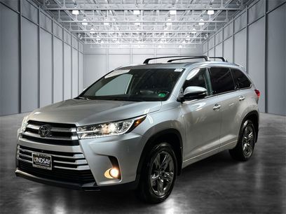 Used 2018 Toyota Highlander Limited Platinum