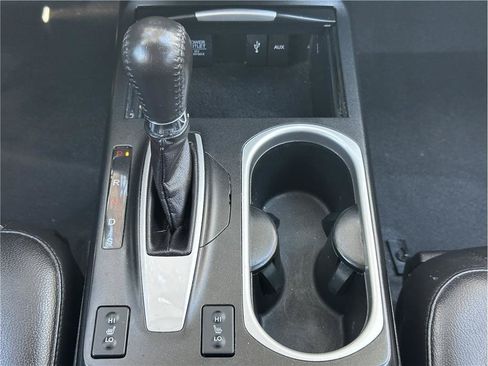 Used 2016 Acura RDX AWD w/ Technology Package image 28