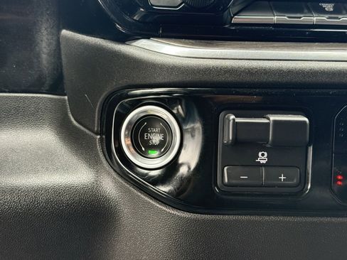 Used 2024 Chevrolet Silverado 2500 LTZ image 17