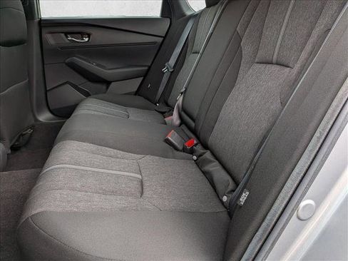 Used 2023 Honda Accord Sport image 12