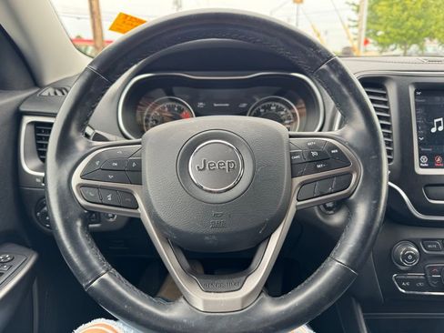 Used 2021 Jeep Cherokee Latitude Lux w/ Comfort/Convenience Group AWD/4WD image 9