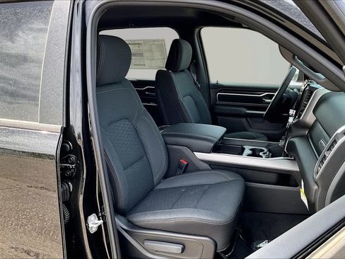 New 2026 RAM 1500 Big Horn AWD/4WD image 10