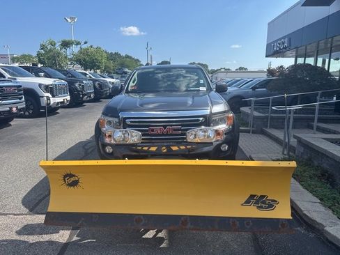 Used 2016 GMC Canyon SLE w/ SLE Convenience Package image 2