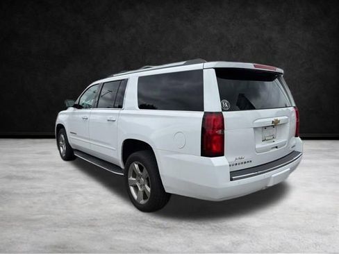 Used 2018 Chevrolet Suburban Premier AWD/4WD image 6