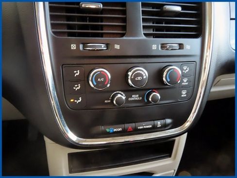 Certified 2017 Dodge Grand Caravan SE w/ Power Window Group image 18