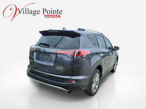 Used 2016 Toyota RAV4 Limited w/ Advanced Technology Package AWD/4WD image 4