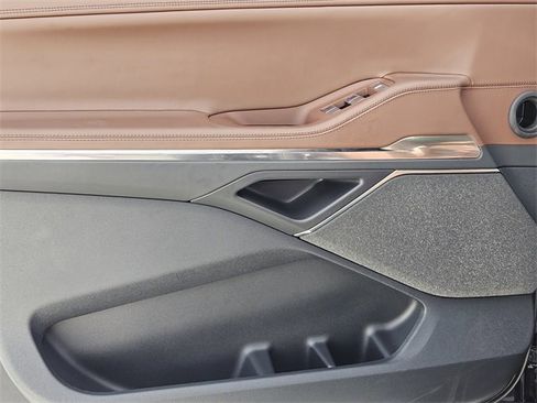 New 2025 Lincoln Navigator L Reserve image 21