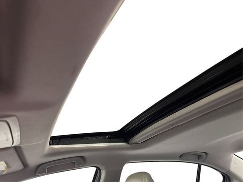 Used 2015 Honda Accord EX-L image 19