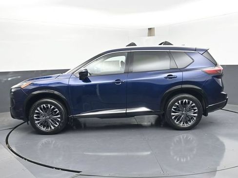 New 2026 Nissan Rogue Platinum w/ Platinum Premium Package AWD/4WD image 4
