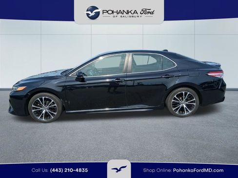 Used 2020 Toyota Camry SE image 8