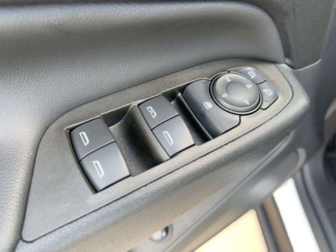 Certified 2023 Chevrolet Equinox LT image 22