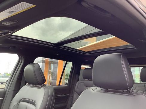 New 2026 Jeep Grand Cherokee Limited image 22