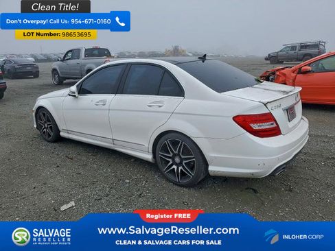Used 2013 Mercedes-Benz C 250 Sedan image 3