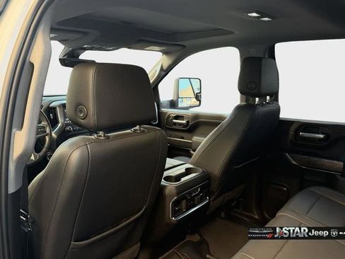 Used 2021 Chevrolet Silverado 2500 LTZ w/ Z71 Chrome Sport Edition AWD/4WD image 16