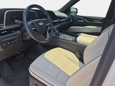 Used 2023 Cadillac Escalade Sport w/ Touring Package AWD/4WD image 16