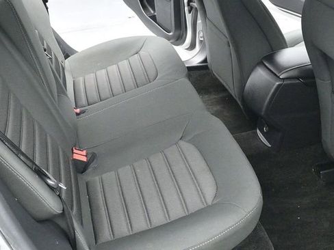 Used 2018 Ford Fusion SE image 16