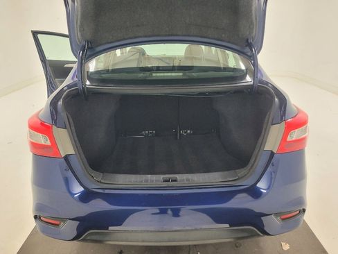 Used 2019 Nissan Sentra S image 29