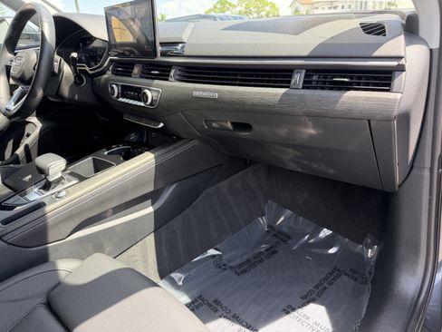 Used 2022 Audi A4 2.0T allroad Premium Plus AWD/4WD image 10