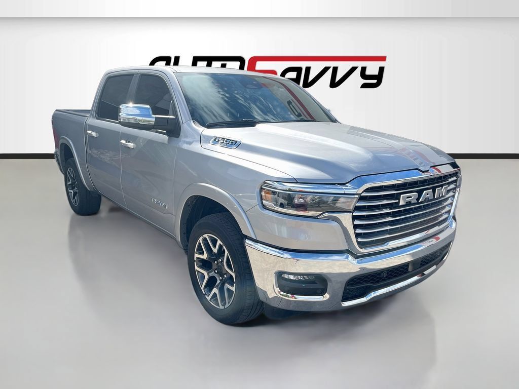 Used 2025 RAM 1500 Laramie AWD/4WD image 1
