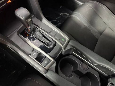 Certified 2017 Honda Civic Sport image 23
