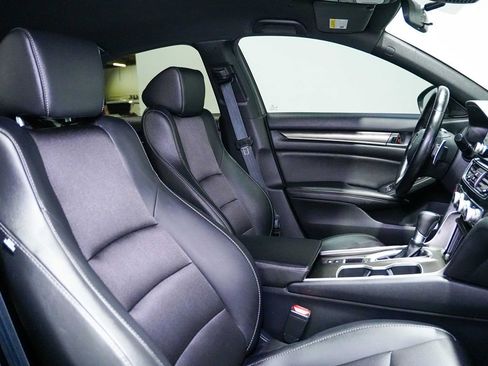 Used 2020 Honda Accord Sport image 25