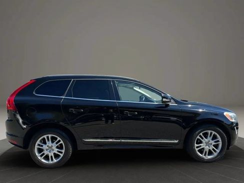 Used 2016 Volvo XC60 T5 Premier w/ Proximity Package AWD/4WD image 4