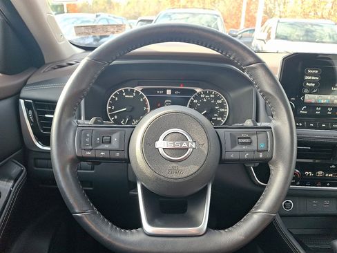 Used 2023 Nissan Rogue SL w/ SL Premium Package image 20