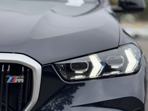 New 2026 BMW X5 M60i image 12