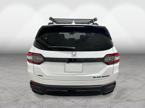 New 2026 Honda Pilot Black Edition image 4
