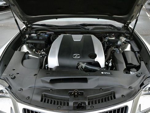 Used 2015 Lexus RC 350 AWD w/ Luxury Package image 9